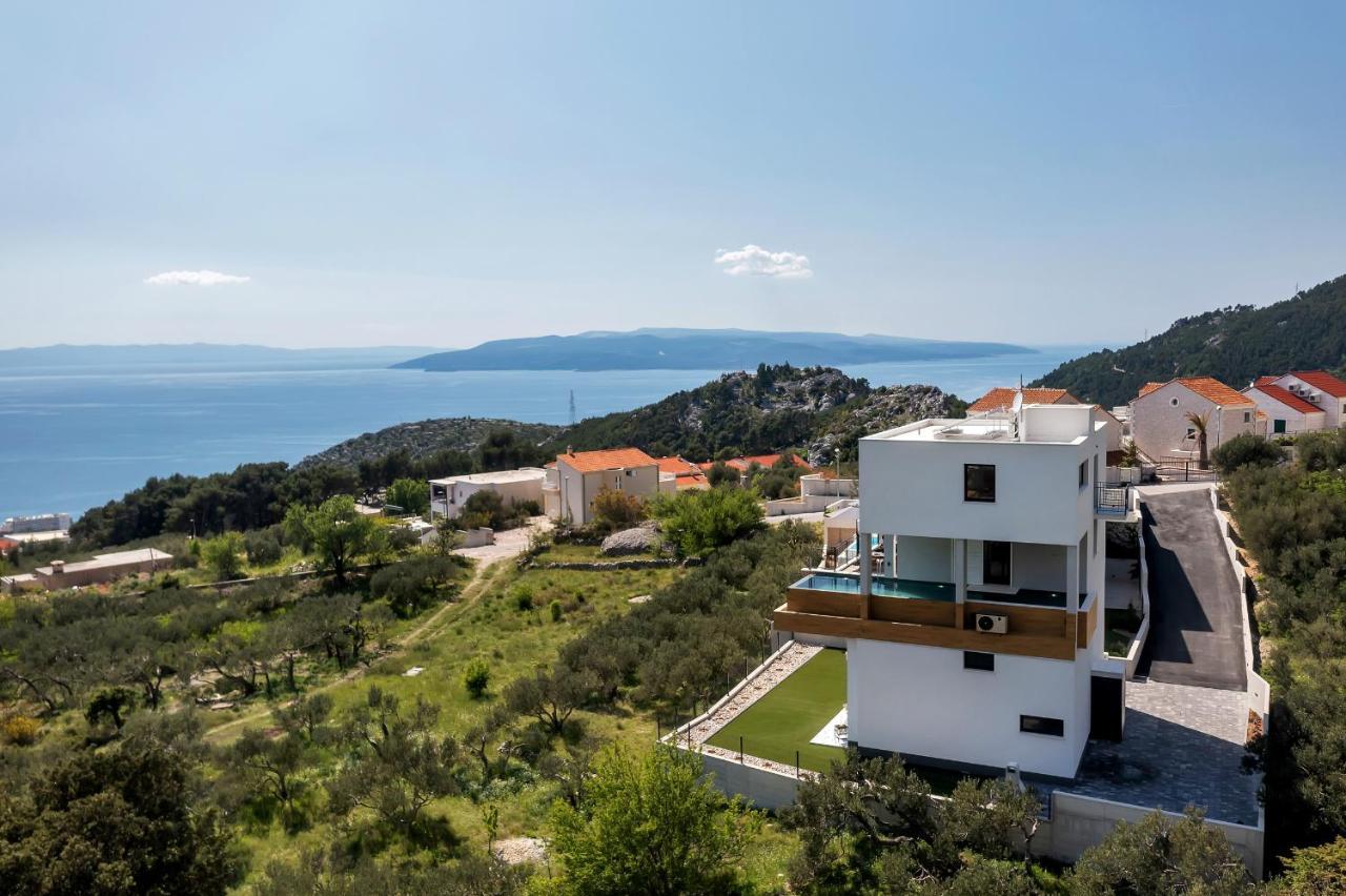 Villa Teraco Макарска Екстериор снимка